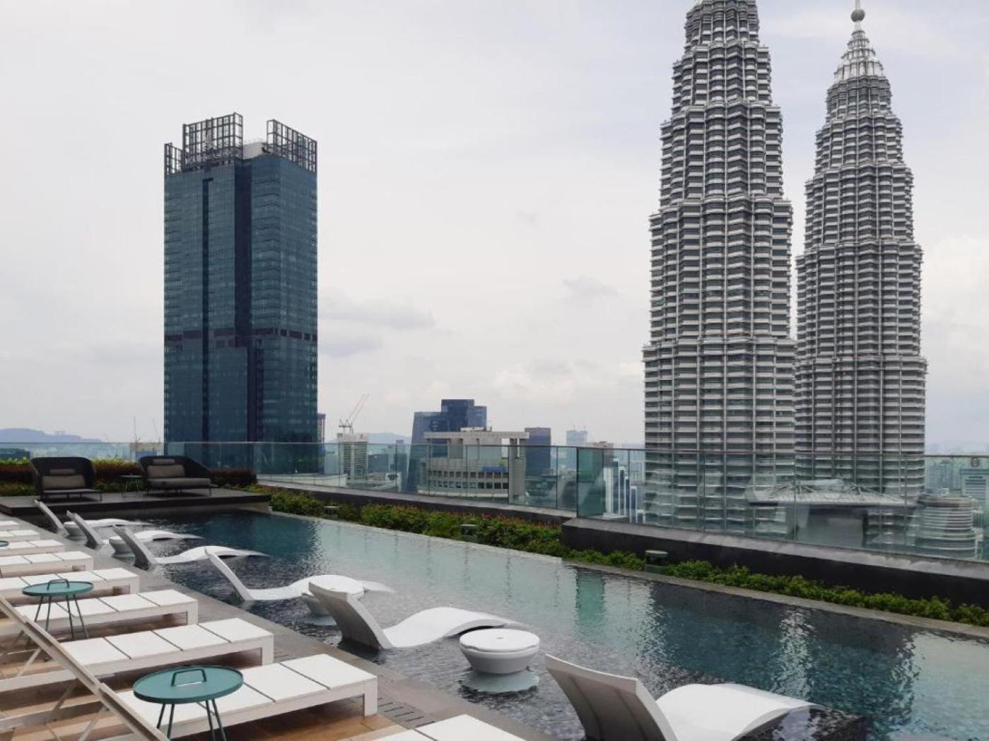 Star Residence Klcc By Sky Pool Kuala Lumpur Buitenkant foto