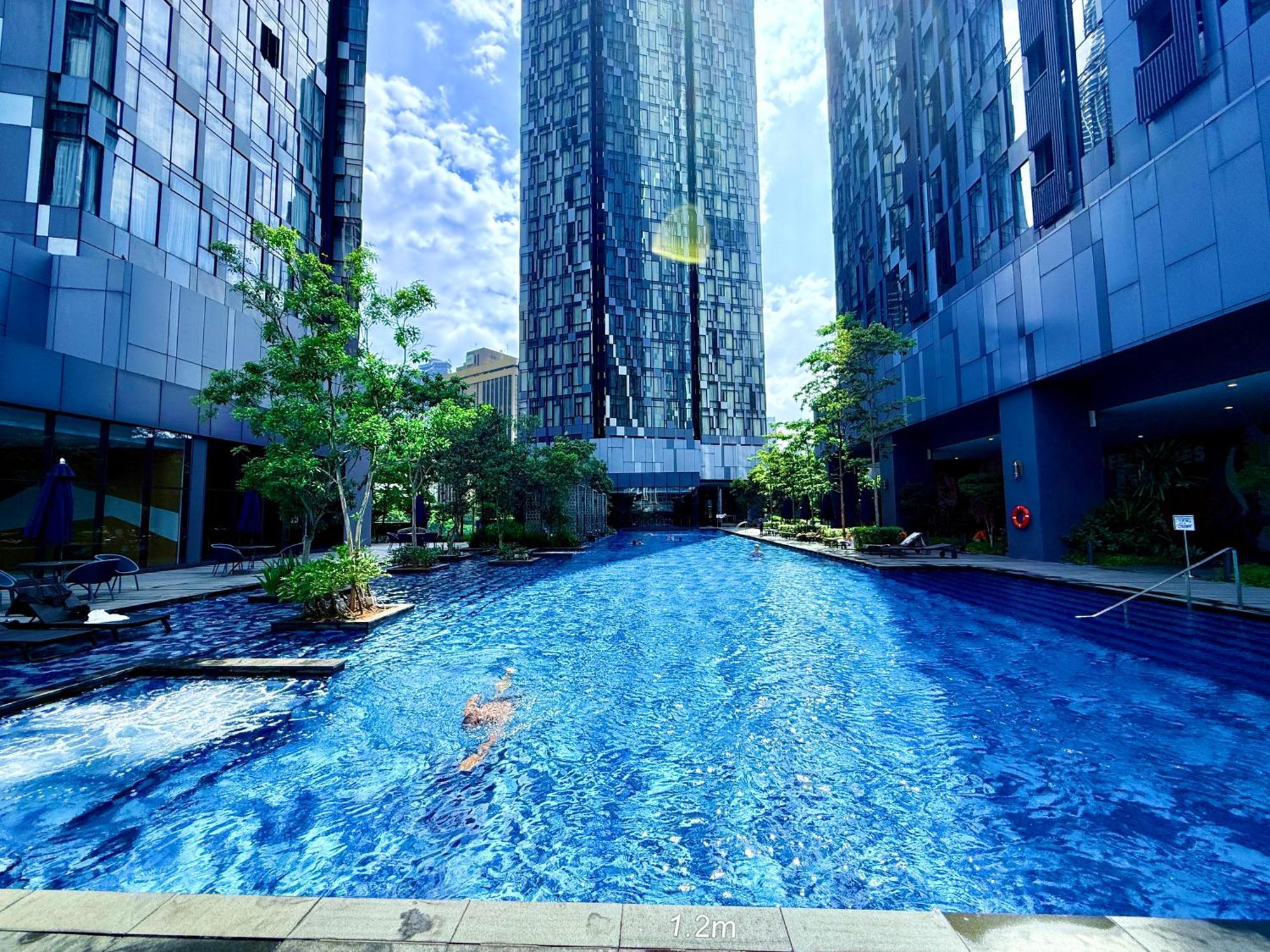 Star Residence Klcc By Sky Pool Kuala Lumpur Buitenkant foto